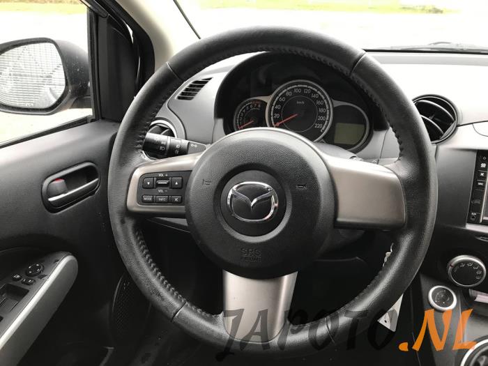 Mazda 2 1.3 16V MZR Sloopvoertuig (2012, Grijs)