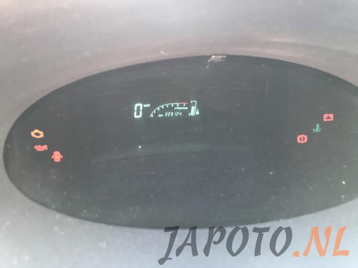 Toyota Yaris 1.3 16V VVT-i Sloopvoertuig (2003, Grijs)