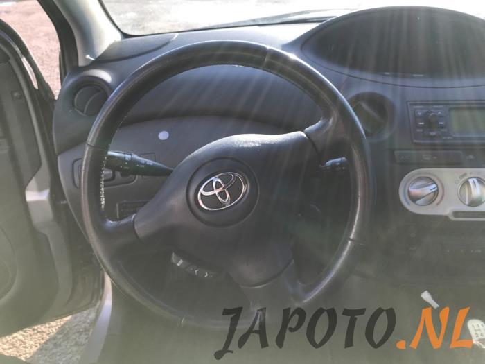 Toyota Yaris 1.3 16V VVT-i Sloopvoertuig (2003, Grijs)