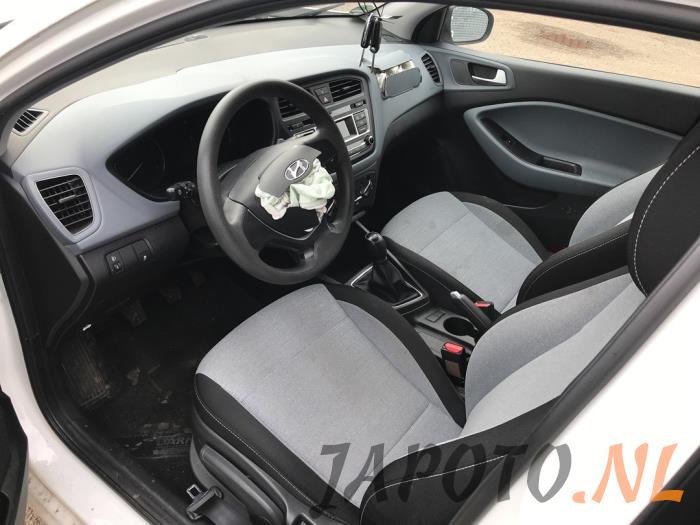 Hyundai i20 1.2i 16V Sloopvoertuig (2016, Wit)