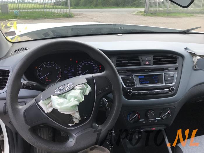 Hyundai i20 1.2i 16V Sloopvoertuig (2016, Wit)