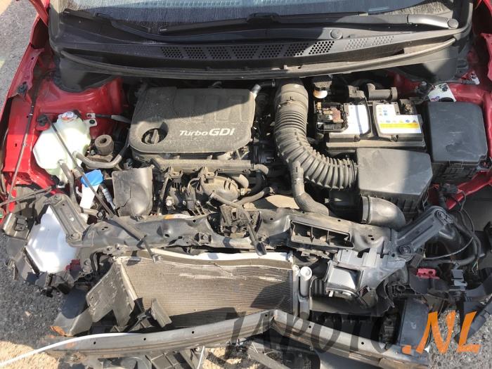 Kia Cee'd 1.0i T-GDi 12V 120 Sloopvoertuig (2015, Rood)