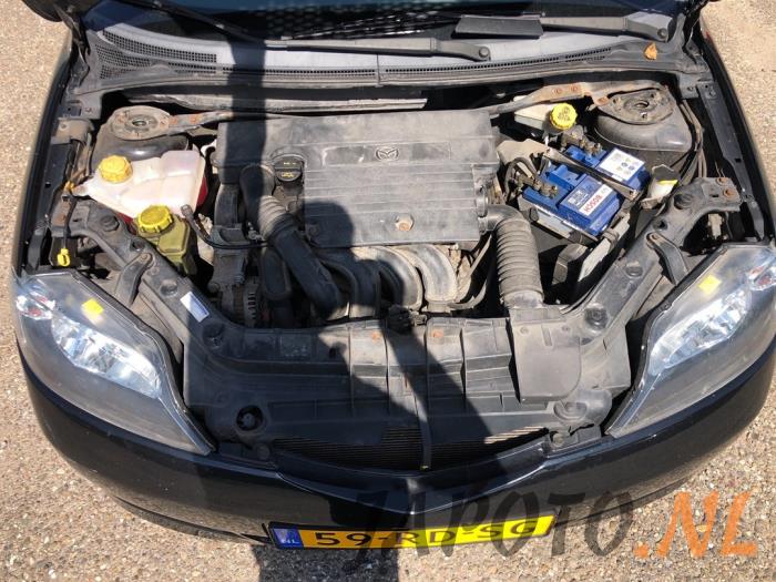 Mazda 2 1.4 16V Sloopvoertuig (2005, Zwart)