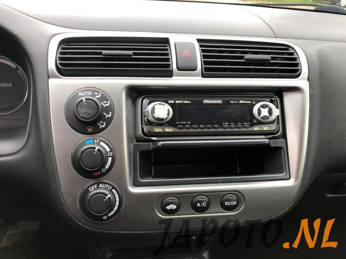 Honda Civic 1.3 16V VTEC-i IMA Sloopvoertuig (2004, Grijs)