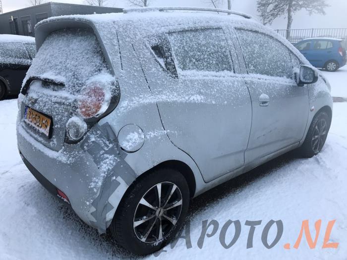 Chevrolet Spark 1.0 16V Bifuel Skrotfordon (2011, GRIJS)