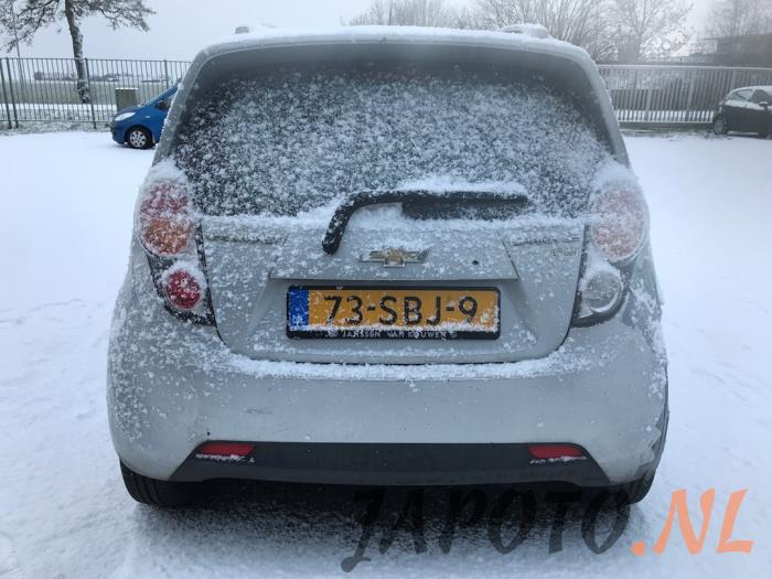 Chevrolet Spark 1.0 16V Bifuel Skrotfordon (2011, GRIJS)