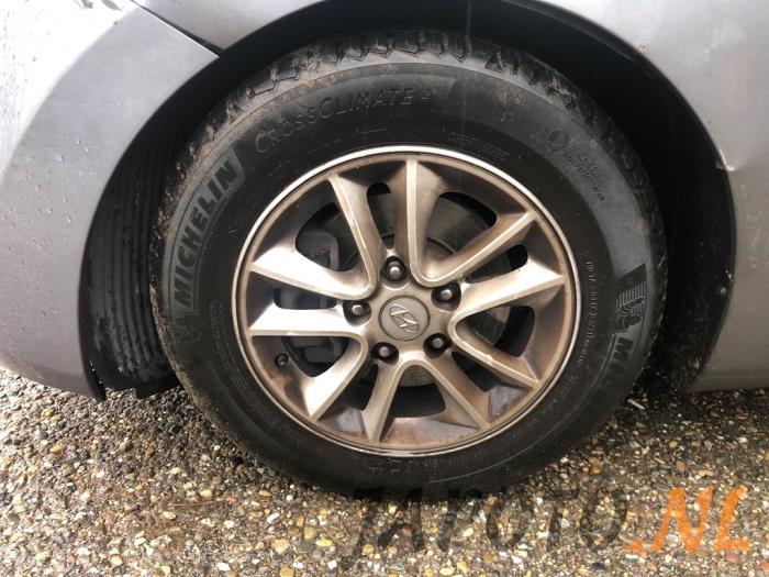 Hyundai i30 1.6 CRDi 16V VGT Sloopvoertuig (2012, Grijs)