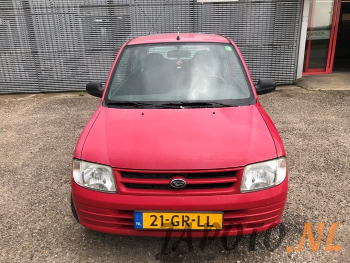 Daihatsu Cuore 1.0 12V Skrotfordon (2001, ROOD)