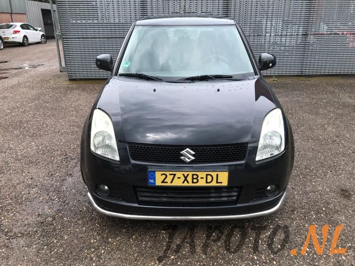 Suzuki Swift 1.3 VVT 16V 4x4 Sloopvoertuig (2007, Zwart)