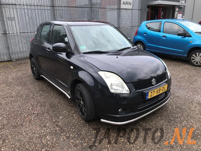 Suzuki Swift 1.3 VVT 16V 4x4 Sloopvoertuig (2007, Zwart)