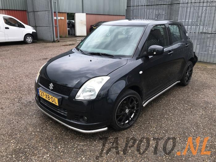 Suzuki Swift 1.3 VVT 16V 4x4 Sloopvoertuig (2007, Zwart)