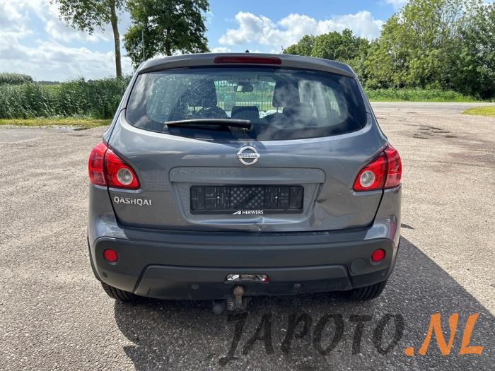 Nissan Qashqai 2.0 16V Skrotfordon (2007, BLAUW)