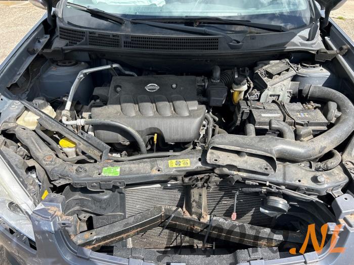 Nissan Qashqai 2.0 16V Skrotfordon (2007, BLAUW)