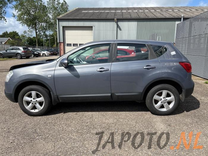 Nissan Qashqai 2.0 16V Skrotfordon (2007, BLAUW)