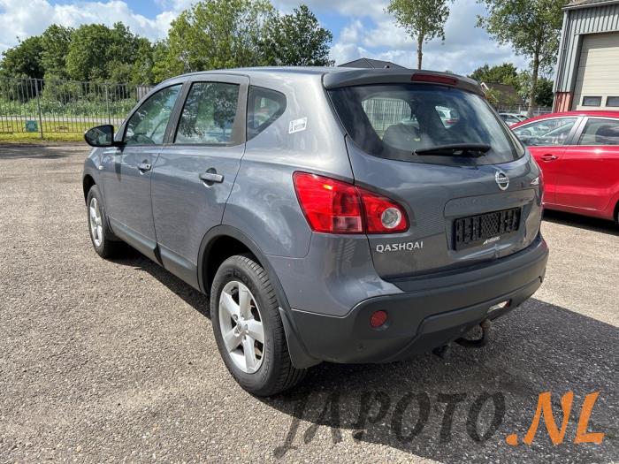 Nissan Qashqai 2.0 16V Skrotfordon (2007, BLAUW)