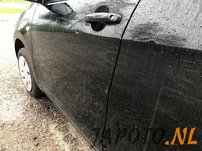 Suzuki Celerio 1.0 12V Skrotfordon (2015, ZWART)