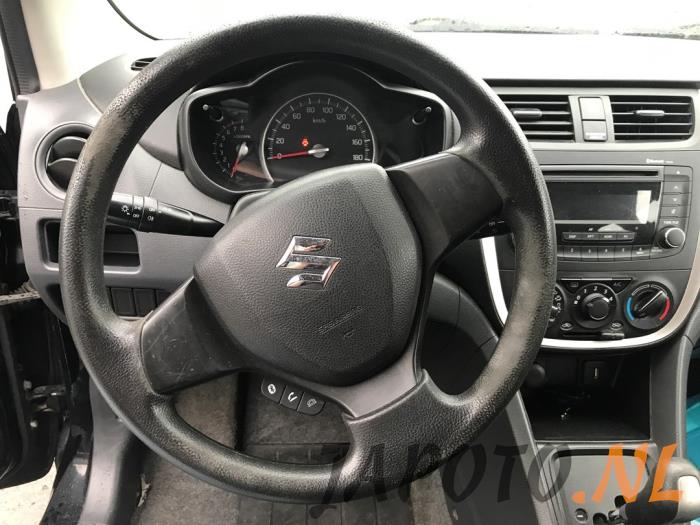 Suzuki Celerio 1.0 12V Skrotfordon (2015, ZWART)