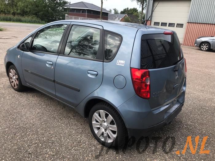 Mitsubishi Colt 1.3 16V Sloopvoertuig (2009, Blauw)