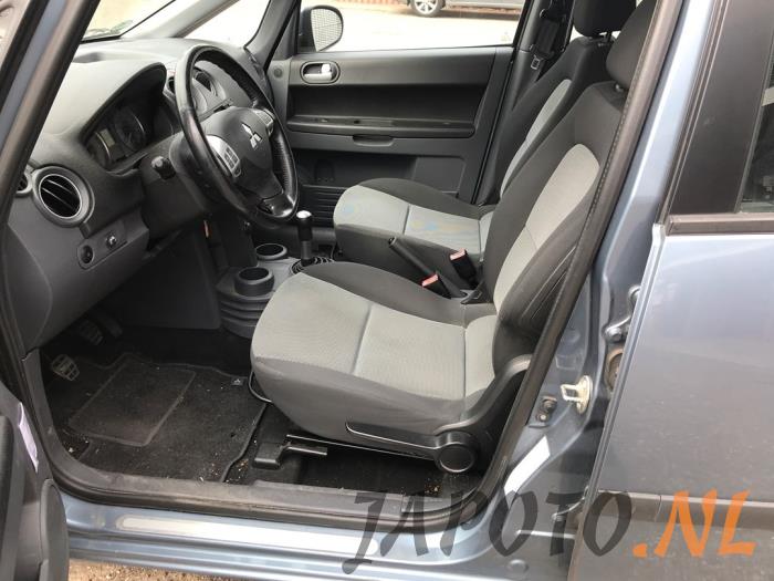 Mitsubishi Colt 1.3 16V Sloopvoertuig (2009, Blauw)