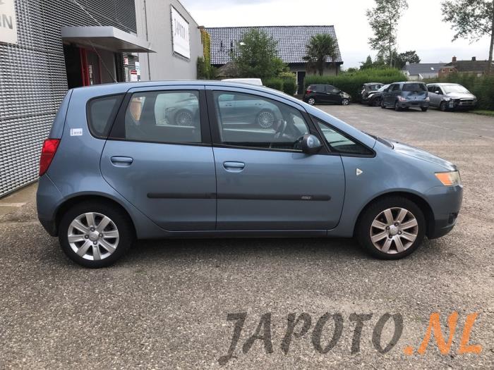 Mitsubishi Colt 1.3 16V Sloopvoertuig (2009, Blauw)