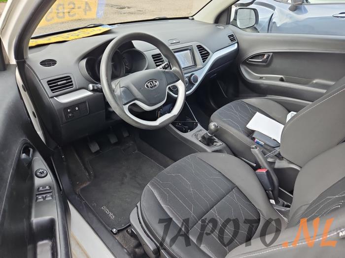 Kia Picanto 1.0 12V Samochód złomowany (2013, Bialy)