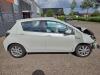 Toyota Yaris III 1.5 16V Hybrid Sloopvoertuig (2013, Wit)