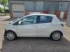 Toyota Yaris III 1.5 16V Hybrid Sloopvoertuig (2013, Wit)