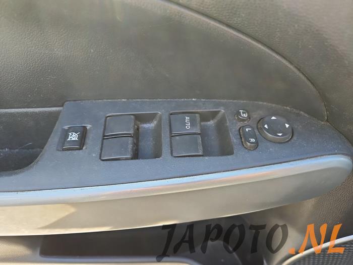 Mazda 2 1.3 16V S-VT High Power Skrotfordon (2007, GRIJS)