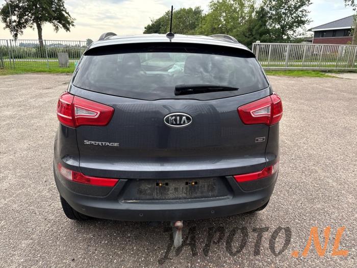 Kia Sportage 2.0 CVVT 16V 4x2 Sloopvoertuig (2011, Grijs)
