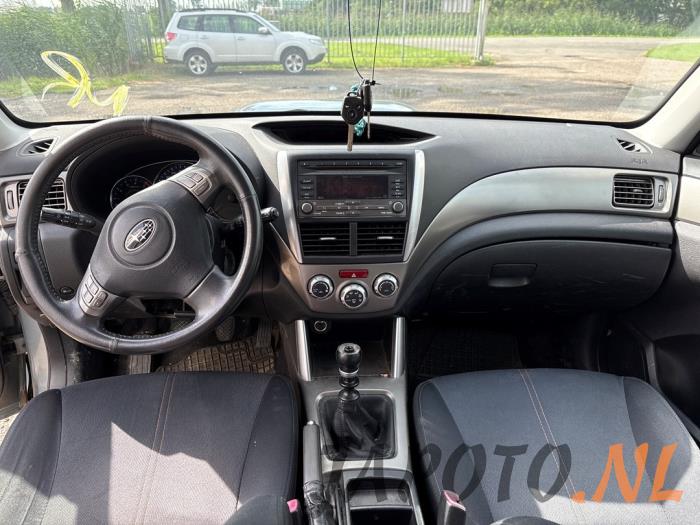 Subaru Forester 2.0D Samochód złomowany (2009)