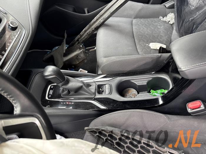 Toyota Corolla 1.8 16V Hybrid Sloopvoertuig (2019, Grijs)