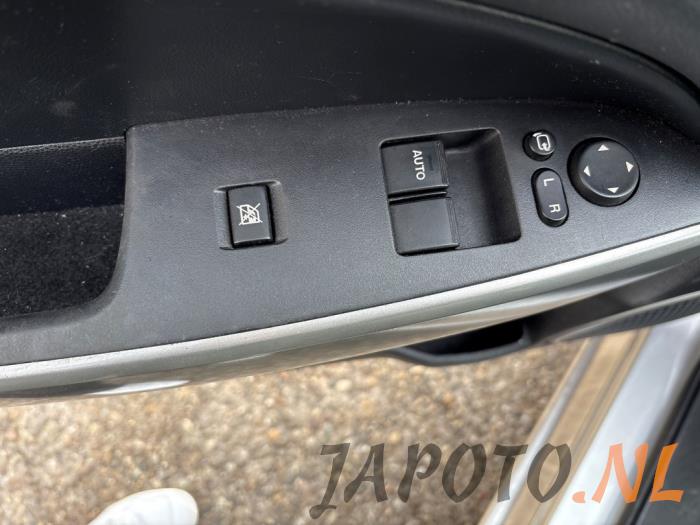 Mazda 2 1.3 16V S-VT Sloopvoertuig (2007, Grijs)