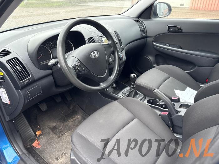 Hyundai i30 1.4 CVVT 16V Sloopvoertuig (2008, Blauw)