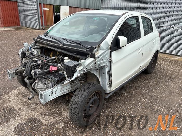 Mitsubishi Space Star 1.0 12V Samochód złomowany (2017)