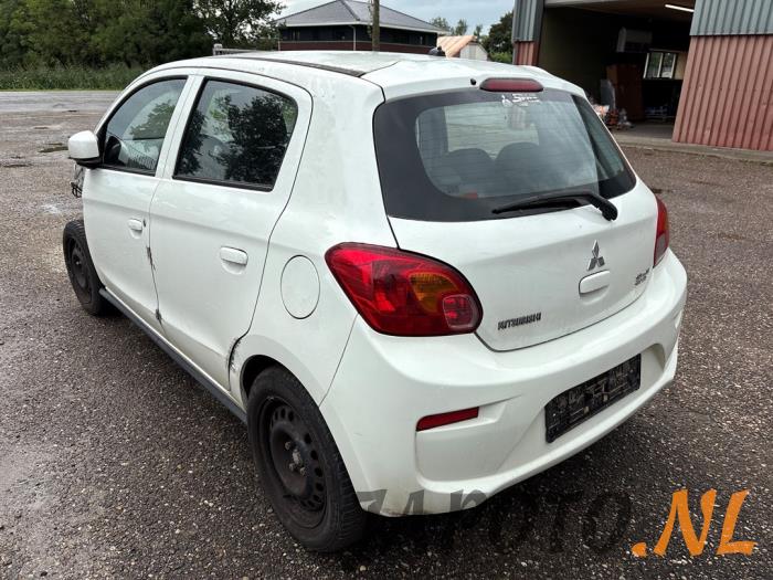 Mitsubishi Space Star 1.0 12V Samochód złomowany (2017)