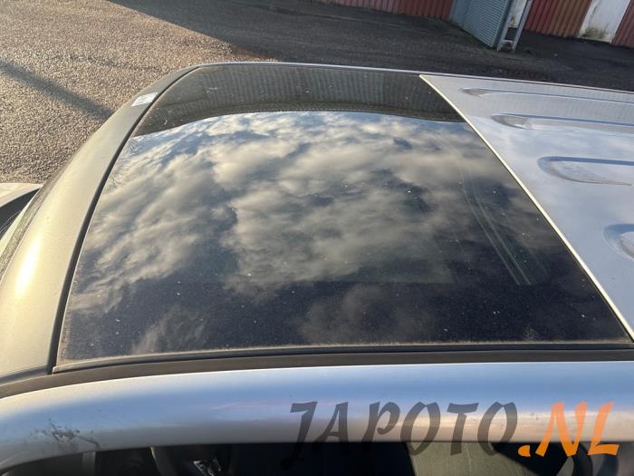 Nissan Cube 1.6 16V Samochód złomowany (2010, Szary)