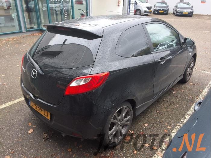Mazda 2 1.5 16V S-VT Sloopvoertuig (2009, Zwart)