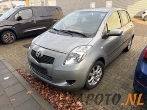 Toyota Yaris II 1.3 16V VVT-i  (Sloop)