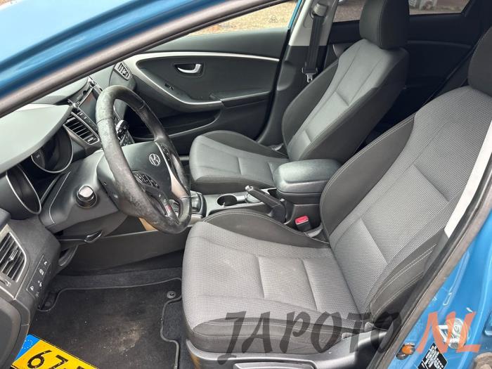 Hyundai i30 1.6 GDI Blue 16V Sloopvoertuig (2013, Blauw)