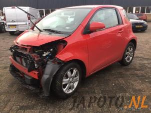 Toyota iQ 1.0 12V VVT-i  (Sloop)