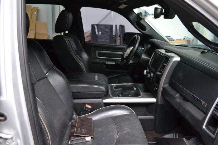 Dodge 1500 Crew Cab 3.0 V6 Diesel 4x4 Samochód złomowany (2016, Srebrnoszary)