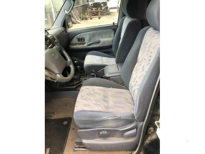 Toyota Land Cruiser 90 3.0 D-4D 90 16V Samochód złomowany (2001)