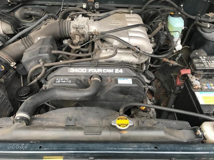 Toyota Land Cruiser 90 3.4i 24V Skrotfordon (1997, GROEN GRIJS)