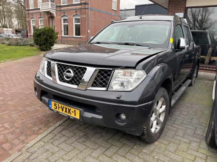 Nissan Navara 2.5 dCi 16V 4x4 Sloopvoertuig (2008)