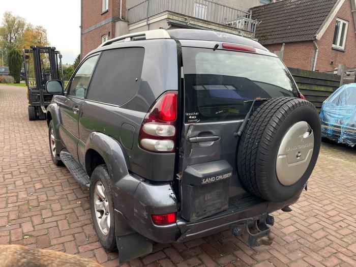 Toyota Land Cruiser 3.0 D-4D 16V Skrotfordon (2006)