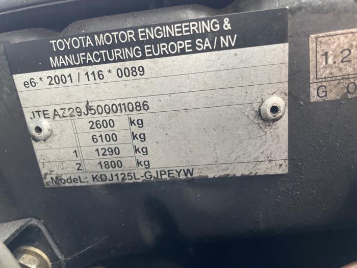 Toyota Land Cruiser 3.0 D-4D 16V Skrotfordon (2006)