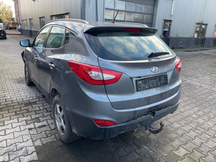 Hyundai iX35 2.0 CRDi 16V 4x4 Samochód złomowany (2013, Szary)