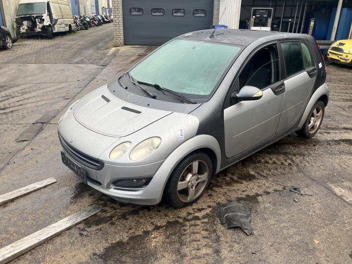 Smart Forfour 1.5 16V Sloopvoertuig (2004, Grijs)