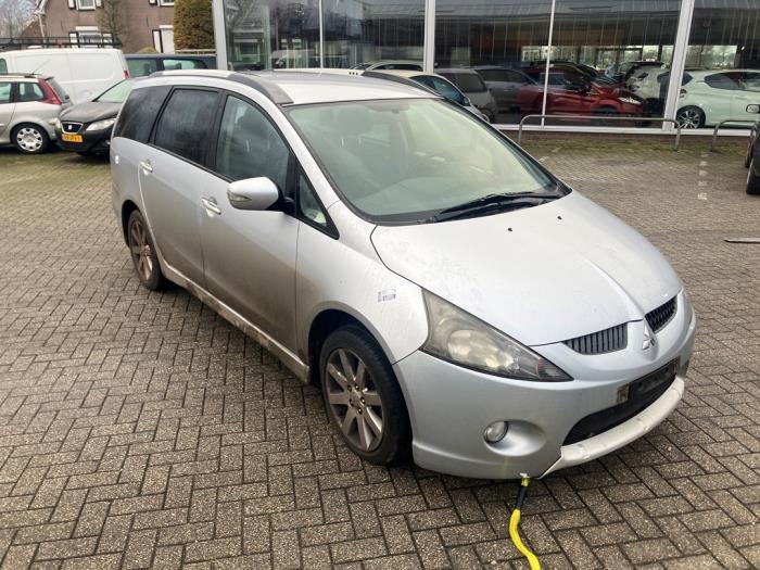 Mitsubishi Grandis 2.4 16V MIVEC Sloopvoertuig (2007, Grijs)