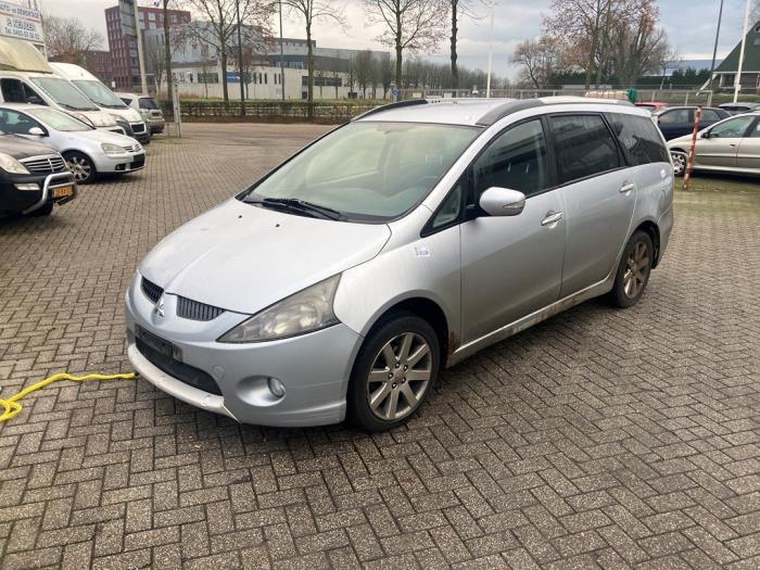 Mitsubishi Grandis 2.4 16V MIVEC Sloopvoertuig (2007, Grijs)